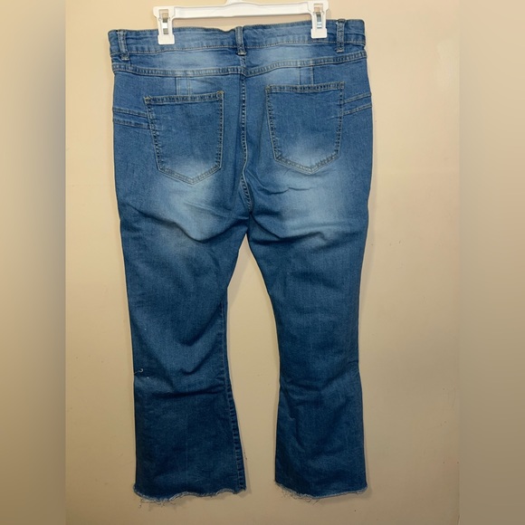 Plus size Light wash bell bottoms/wide flare, metal button detail down the leg - Picture 6 of 16